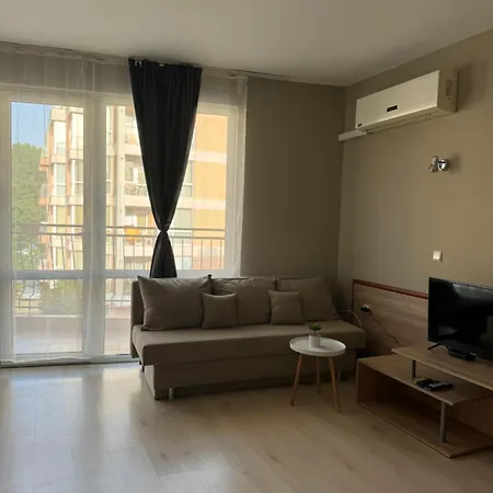 студио мая Apartment Sunny Beach